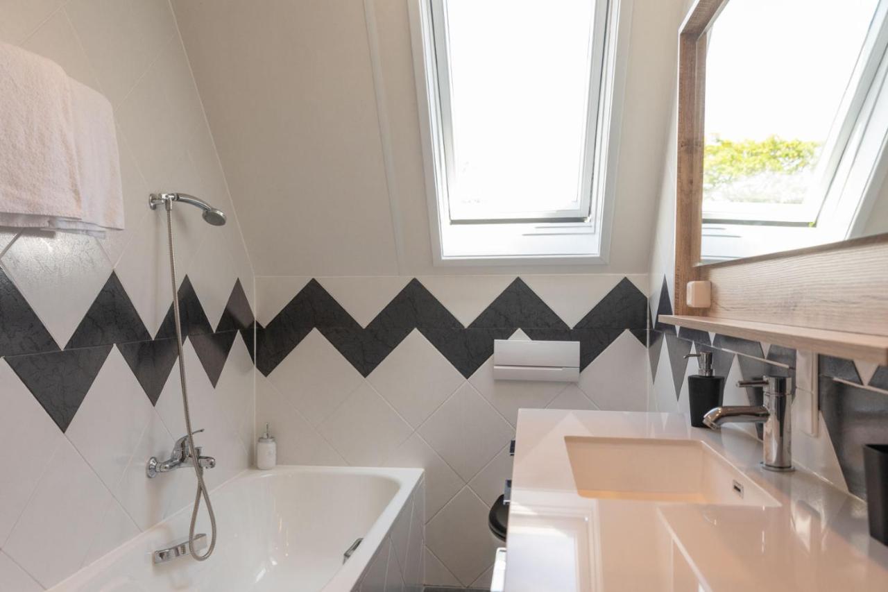 Hotel-Restaurant Loodsmans Welvaren Bv Den Hoorn  Luaran gambar