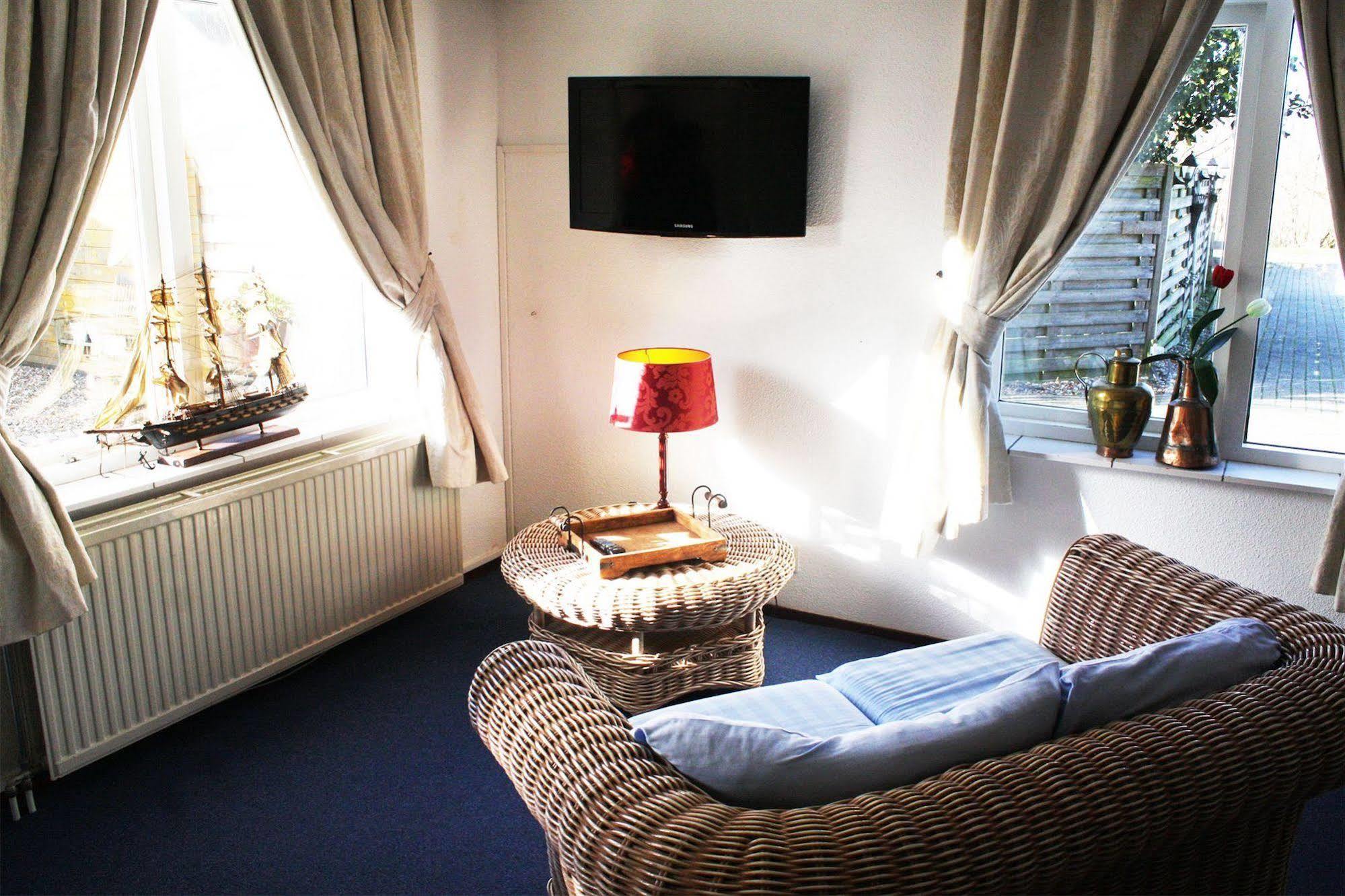 Hotel-Restaurant Loodsmans Welvaren Bv Den Hoorn  Luaran gambar
